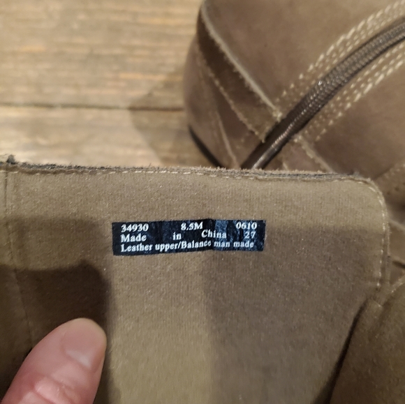 Euc clarks boots sz 8.5 - Picture 4 of 6